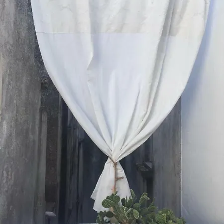 Casa Borgo Terra 卡斯崔加纳诺德尔卡波